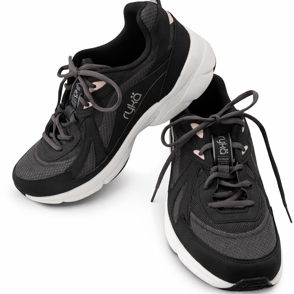 Ryka Sky Rise Women’s Sneakers Size 7.5 Black Gray EUC